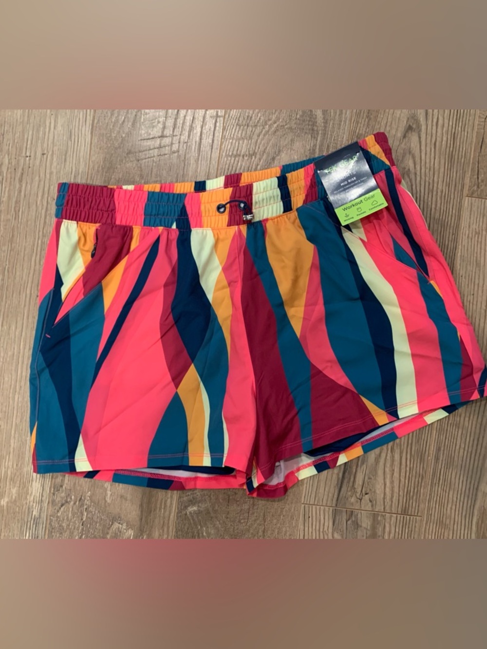 Tek Gear Women's Pink Multicolor Wave-Stripe Athletic Shorts  NWT - L